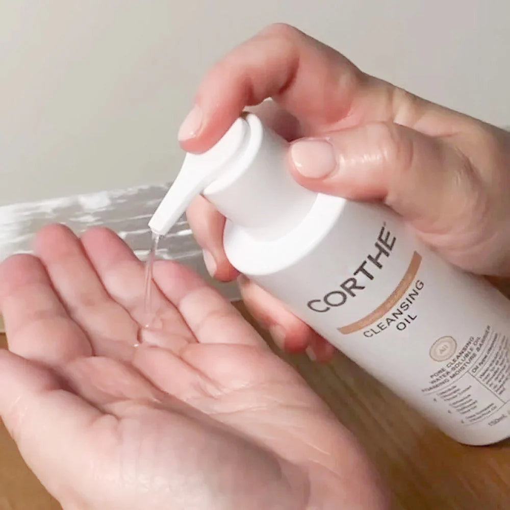 Corthe Cleansing Oil 150 ml  Attīroša sejas eļļa dekoratīvās kosmētikas un SPF noņemšanai