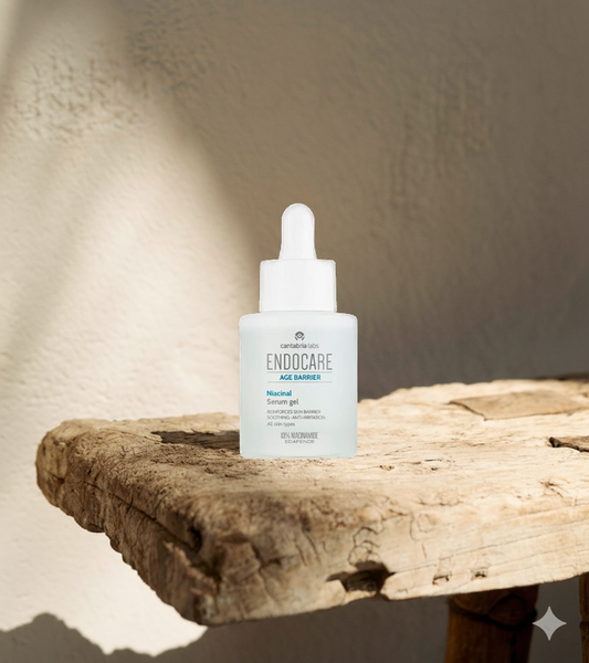 ENDOCARE NIACINAL Age Barrier Serum, 30 ml | Mitrinošs un nomierinošs serums ar 10% niacinamīdu, hialuronskābi, 30 ml